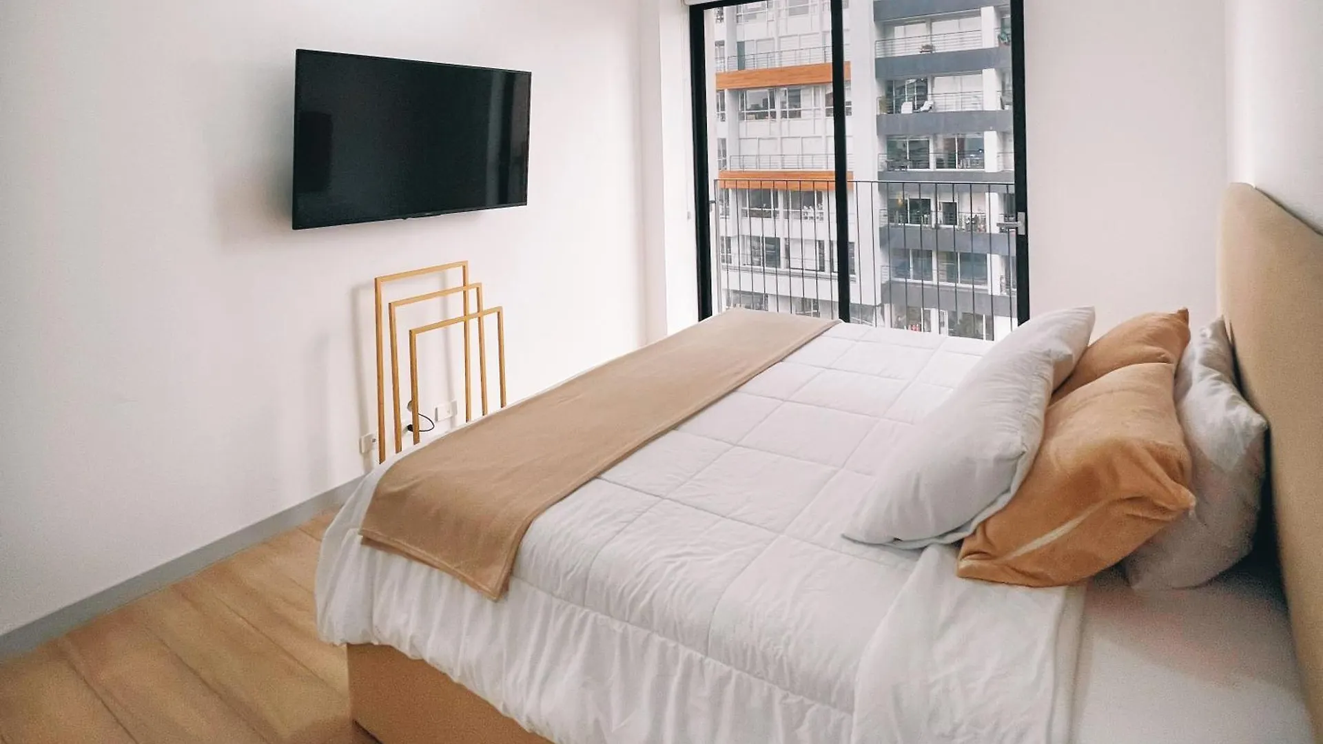 公寓 Suite En La Carolina Con Piscina Y Jacuzzi 基多